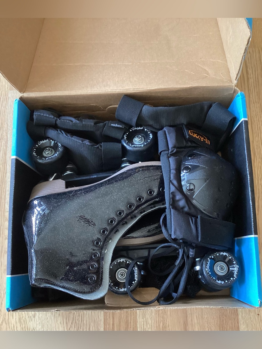 Black Sure-Grip Stardust Indoor/Outdoor Roller Skates with Protective Pads